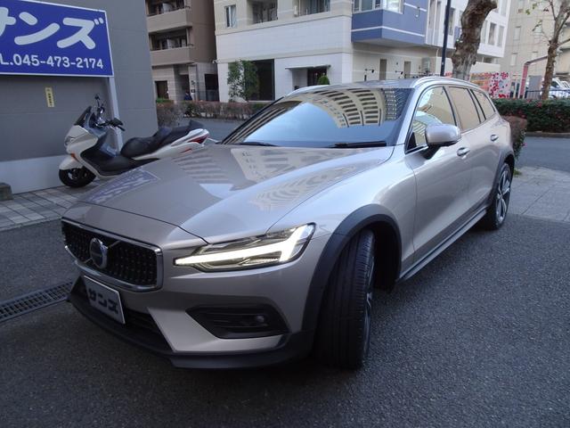 �n�ƂS�X�N�̐M���Ǝ��сA���K�f�B�[���[����̗ǎ�����Ԃ𒆐S�Ƀ��C���i�b�v�I�C���𖳂��ԗ��E�L�^��t���q����葵���Ă���܂��B���C�y�ɂ��₢���킹�������B