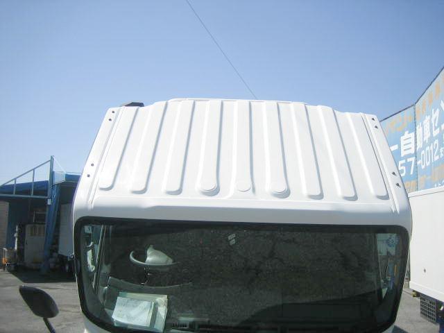 エルフトラック 　冷蔵冷凍車　中温冷凍車　ワイドロング冷蔵冷凍車　２室２エバ冷蔵冷凍車　加温機能付冷蔵冷凍車（23枚目）