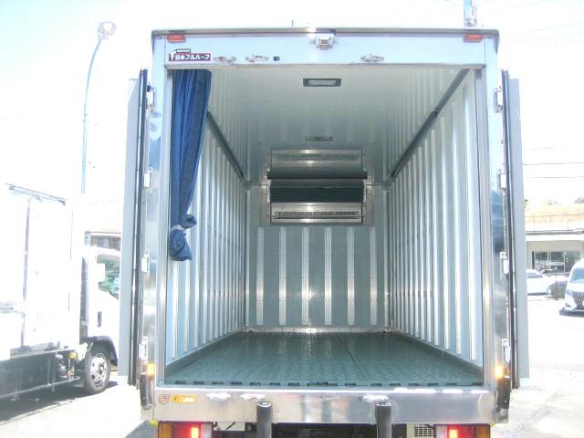 エルフトラック 　冷蔵冷凍車　低温冷凍車　スタンバイ装置　エバハウス仕様　床ステンレス　リヤ３枚開　断熱１００ｍｍ　バックカメラ　ワイドロング（5枚目）