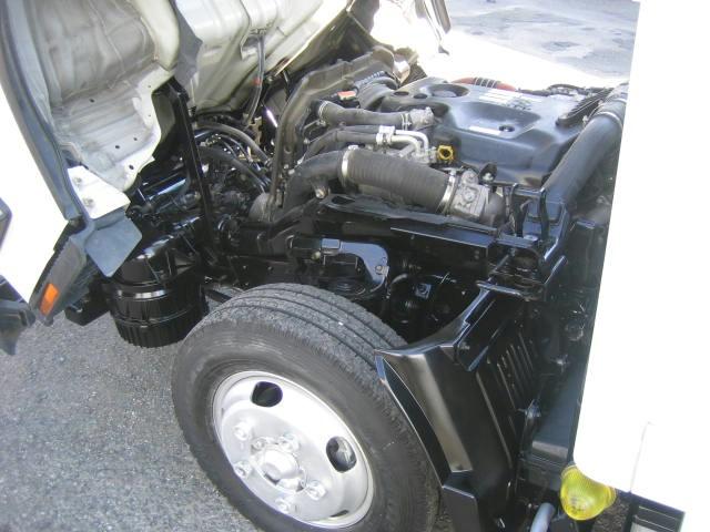 エルフトラック 冷蔵冷凍車 低温冷凍車 スタンバイ装置 サイドスライドドア ラッシングレール2段 床縞アルミ 東プレ製 -30度設定 レンタアップ 車検整備付 バックカメラ・ナビゲーション 2t10尺 断熱100mm(18枚目)