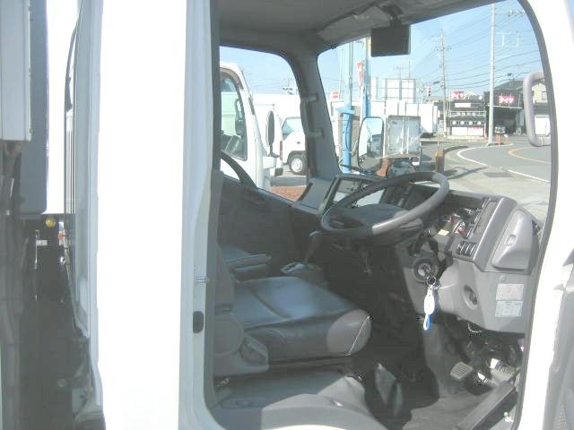 エルフトラック 冷蔵冷凍車 低温冷凍車 スタンバイ装置 サイドスライドドア ラッシングレール2段 床縞アルミ 東プレ製 -30度設定 レンタアップ 車検整備付 バックカメラ・ナビゲーション 2t10尺 断熱100mm(25枚目)