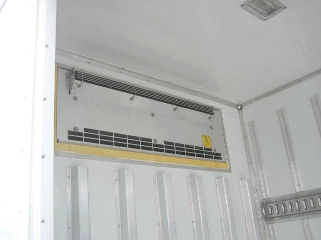 キャンター 　冷蔵冷凍車　中温冷凍車　垂直パワーゲート　２ｔ１０尺　床縞アルミ　ラッシングレール２段　サイドスライドドア　エバハウス仕様　東プレ製　整備手帳　取説　記録簿　車検整備付　バックカメラ　ドラレコ　ＥＴＣ（11枚目）