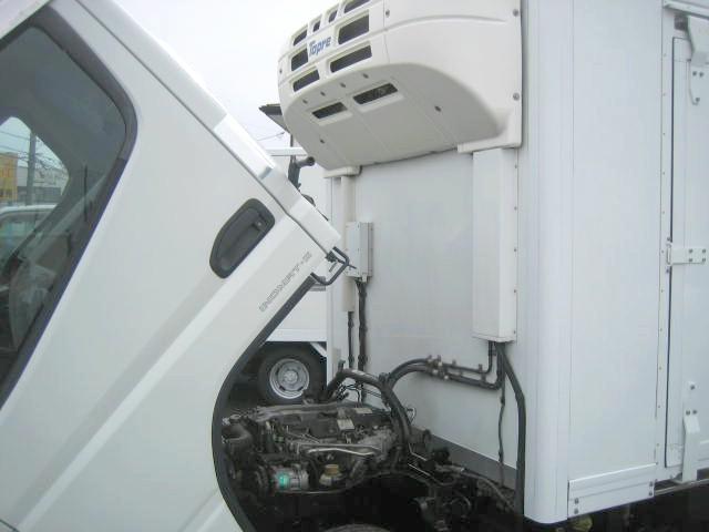 キャンター 　冷蔵冷凍車　中温冷凍車　垂直パワーゲート　２ｔ１０尺　床縞アルミ　ラッシングレール２段　サイドスライドドア　エバハウス仕様　東プレ製　整備手帳　取説　記録簿　車検整備付　バックカメラ　ドラレコ　ＥＴＣ（23枚目）