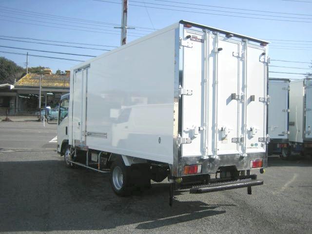 エルフトラック 　冷蔵冷凍車　低温冷凍車　スタンバイ装置　サイドスライドドア　エバハウス仕様　床キーストン　リヤ３枚開　菱重製　－３０度設定　ラッシングレール２段　バックカメラ　車券整備付　冷凍機メーカー点検（4枚目）