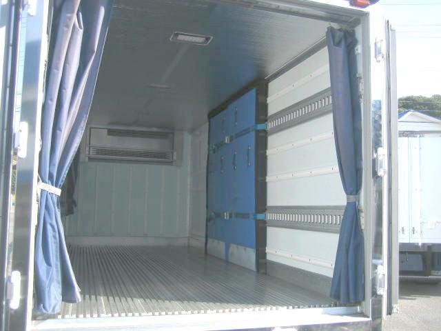エルフトラック 　冷蔵冷凍車　低温冷凍車　スタンバイ装置　サイドスライドドア　エバハウス仕様　床キーストン　リヤ３枚開　菱重製　－３０度設定　ラッシングレール２段　バックカメラ　車券整備付　冷凍機メーカー点検（7枚目）