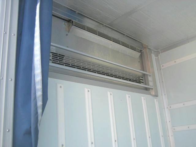 エルフトラック 　冷蔵冷凍車　低温冷凍車　スタンバイ装置　サイドスライドドア　エバハウス仕様　床キーストン　リヤ３枚開　菱重製　－３０度設定　ラッシングレール２段　バックカメラ　車券整備付　冷凍機メーカー点検（11枚目）