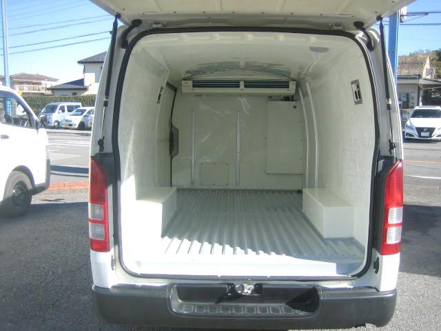 ハイエースバン 　冷蔵冷凍車　低温冷凍車　－２２度設定　ディーゼルターボ　デンソー製　バックカメラ　車検歳暮付　冷凍機メーカー点検（6枚目）