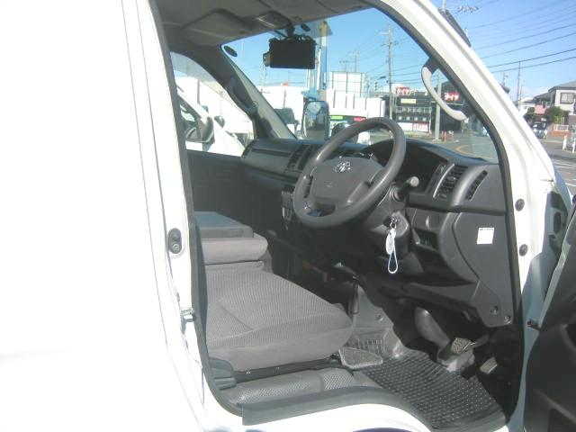 ハイエースバン 　冷蔵冷凍車　低温冷凍車　－２２度設定　ディーゼルターボ　デンソー製　バックカメラ　車検歳暮付　冷凍機メーカー点検（16枚目）