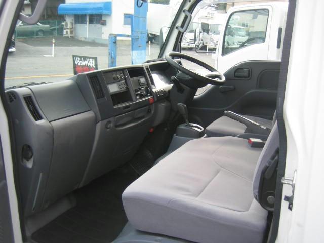 エルフトラック 　冷蔵冷凍車　低温冷凍車　－３０度設定　サイドスライドドア　エバハウス　東プレ製　１０尺　バックカメラ　整備手帳　記録簿　車検整備付　冷凍機メーカー点検　２室式（25枚目）