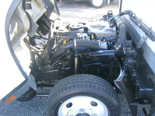 エルフトラック 　冷蔵冷凍車　低温冷凍車　セミロング　ラッシングレール２段　後室ファン　マット付　サイドスライドドア　エバハウス　東プレ製　バックカメラ付　車検整備付　冷凍機メーカー点検　車輛総重量５ｔ未満　オートマ車（22枚目）