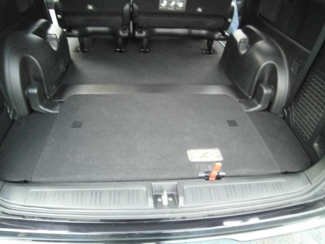 ステップワゴンスパーダ S ETC バックカメラ TV 両側スライド・片側電動 HID キーレスエントリー 電動格納ミラー 後席モニター 3列シート フルフラット CVT アルミホイール 記録簿 盗難防止システム 衝突安全ボディ(18枚目)