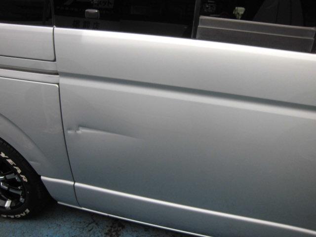 ハイエースバン ロングスーパーＧＬ　ＥＴＣ　バックカメラ　ＴＶ　両側スライドドア　ＡＴ　ミュージックプレイヤー接続可　エアコン　パワーウィンドウ　運転席エアバッグローダウン（22枚目）