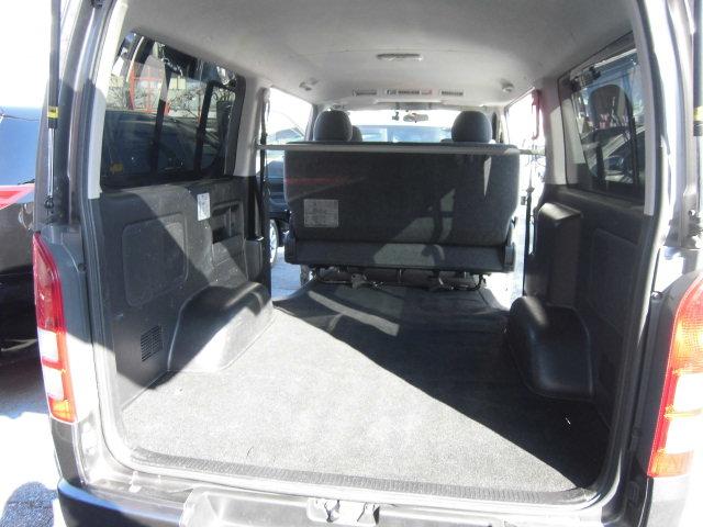 ハイエースバン ロングスーパーＧＬ　ドライブレコーダー　ＥＴＣ　バックカメラ　ナビ　ＴＶ　両側スライドドア　アルミホイール　エアコン　パワーウィンドウ（19枚目）