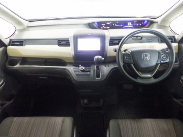 フリード Ｇ・ホンダセンシング　禁煙１オーナー　３カメラドラレコ　ナビ　リアカメラ　両電動スライドドア　ＬＥＤライト　Ｂｌｕｅｔｏｏｔｈ　ドアバイザー　ＥＴＣ　スマートキー　衝突軽減ブレーキ　キャプテンシート　車線逸脱警報システム（11枚目）