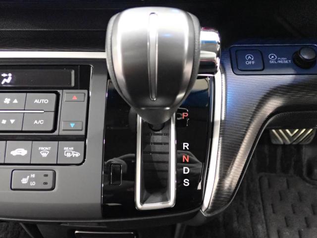 ステップワゴンスパーダ スパーダ・クールスピリット ホンダセンシング 禁煙 ドラレコ 純正ナビ 両電動スライド Bluetooth リアカメラ コンビシート シートヒーター ドアバイザー リア席サンシェード シートバックテーブル LED サイドエアバッグ ETC2.0(18枚目)