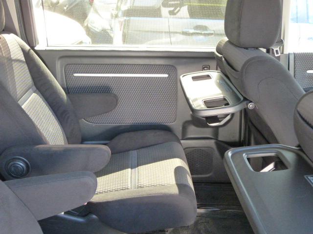 ステップワゴンスパーダ スパーダ　禁煙１オーナー　大型９インチナビ　ＡｐｐｌｅＣａｒＰｌａｙ　リアカメラ　両電動スライドドア　ドアバイザー　リア席サンシェード　シートバックテーブル　ＬＥＤライト　フォグライト　ＥＴＣ　サイドエアバッグ（19枚目）
