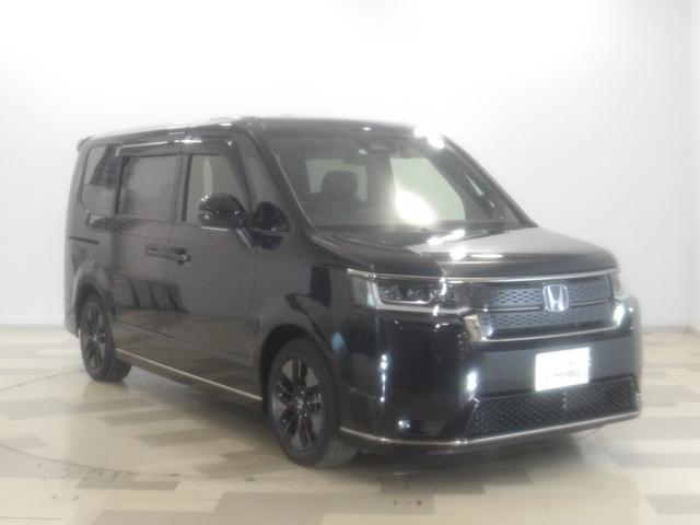 ステップワゴン ｅ：ＨＥＶスパーダ　禁煙車　１１．４インチコネクトナビ　前後ドラレコ　渋滞追従　パワーテールゲート　ブラインドスポットインフォ　サイドエアバッグ　パーキングセンサー　トラフィックジャムアシスト　ＥＴＣ２．０　リアカメラ（2枚目）