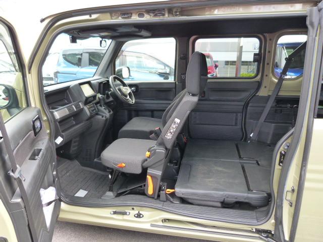 Ｎ－ＶＡＮ＋スタイル ファン・ホンダセンシング　ワンオーナー　大型８インチナビ　ルーフコンソール　オールシーズンマット　リアカメラ　ラゲッジマット　リアカメラ　Ｂｌｕｅｔｏｏｔｈ　ＵＳＢチャージャー　フルＬＥＤライト　フォグライト　ＥＴＣ　フルセグ（17枚目）