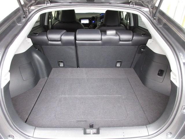 インサイトエクスクルーシブ XL 禁煙車 純正ナビ Bluetooth リアカメラ コンビシート クルーズコントロール パドルシフト ドアバイザー 横滑り防止VSA スマートキー ETC HIDライト アルミホイール 専用インテリア(26枚目)
