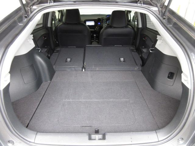 インサイトエクスクルーシブ XL 禁煙車 純正ナビ Bluetooth リアカメラ コンビシート クルーズコントロール パドルシフト ドアバイザー 横滑り防止VSA スマートキー ETC HIDライト アルミホイール 専用インテリア(28枚目)