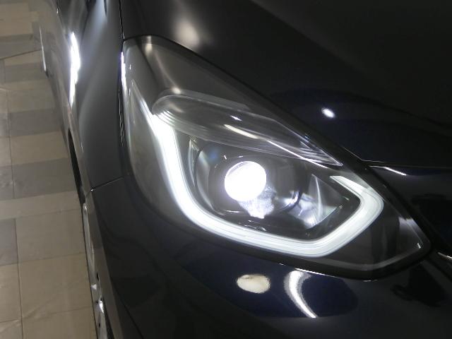 フィット e:HEVホーム 元試乗車 禁煙 9インチナビ 渋滞追従 ホンダセンシング コンビシート パーキングセンサー Bluetooth リアカメラ ETC トラフィックジャムアシスト LEDライト USB サイドエアバッグ(20枚目)