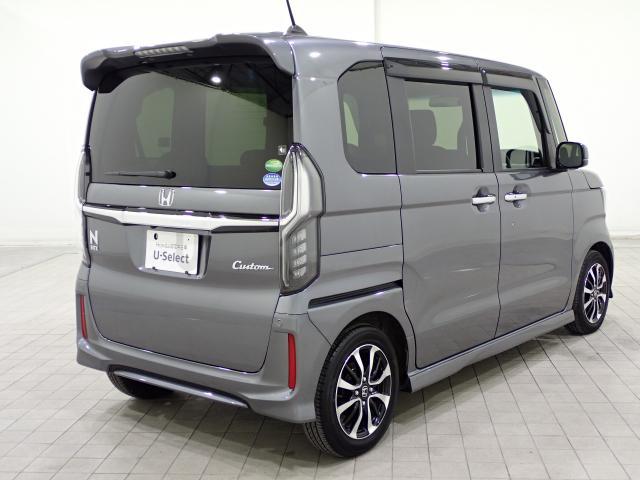 N-BOXカスタム G・Lホンダセンシング 禁煙1オーナー 大型8インチナビ リアドラレコ 両電動スライドドア シートヒーター AppleCarPlay ドアバイザー LEDライト USB リア席サンシェード サイドエアバッグ ETC 追従走行(10枚目)