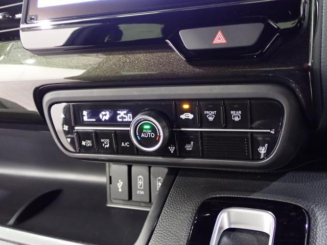 N-BOXカスタム G・Lホンダセンシング 禁煙1オーナー 大型8インチナビ リアドラレコ 両電動スライドドア シートヒーター AppleCarPlay ドアバイザー LEDライト USB リア席サンシェード サイドエアバッグ ETC 追従走行(20枚目)