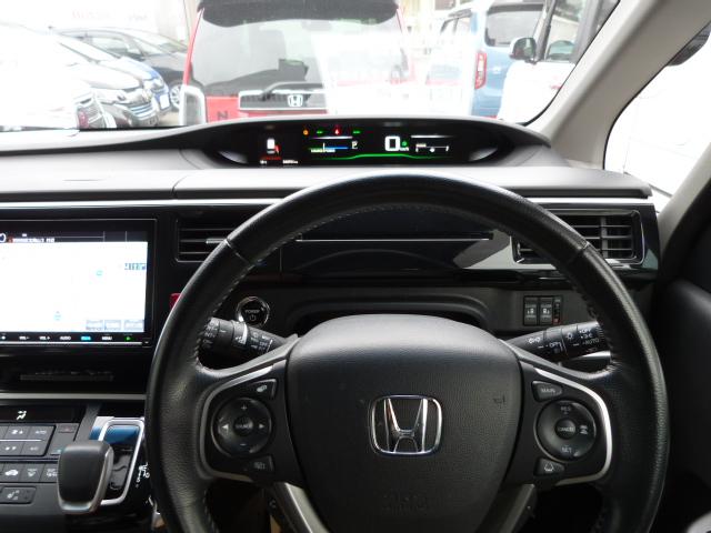 ステップワゴンスパーダ ｅ：ＨＥＶスパーダＧ・ＥＸホンダセンシング　リア席モニター　１オーナー　大型ナビ　ＡｐｐｌｅＣａｒＰｌａｙ　両電動スライドドア　コンビシート　ドアバイザー　シートヒーター　オートリトラミラー　シートバックテーブル　サイドエアバッグ　ＥＴＣ２．０（14枚目）