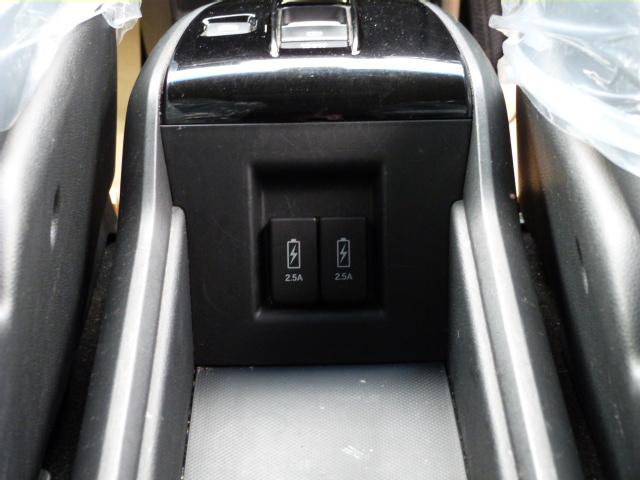 ステップワゴンスパーダ ｅ：ＨＥＶスパーダＧ・ＥＸホンダセンシング　リア席モニター　１オーナー　大型ナビ　ＡｐｐｌｅＣａｒＰｌａｙ　両電動スライドドア　コンビシート　ドアバイザー　シートヒーター　オートリトラミラー　シートバックテーブル　サイドエアバッグ　ＥＴＣ２．０（16枚目）