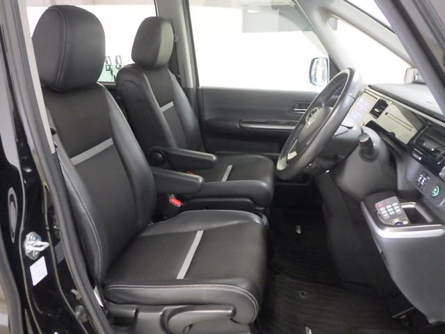 ステップワゴンスパーダ ｅ：ＨＥＶスパーダＧ・ＥＸホンダセンシング　リア席モニター　１オーナー　大型ナビ　ＡｐｐｌｅＣａｒＰｌａｙ　両電動スライドドア　コンビシート　ドアバイザー　シートヒーター　オートリトラミラー　シートバックテーブル　サイドエアバッグ　ＥＴＣ２．０（17枚目）