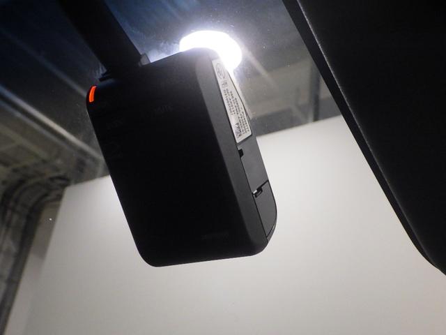 オデッセイハイブリッド e:HEVアブソルート・EXブラックエディション 禁煙 リア席モニター 前後ドラレコ 11.4インチコネクトナビ ApplePlay マルチビュー 渋滞追従 レザーシート パワーテールゲート パーキングセンサー 両電動ドア ブラインドスポット VSA(13枚目)