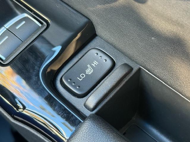 オデッセイハイブリッド e:HEVアブソルート・EXブラックエディション 禁煙 リア席モニター 前後ドラレコ 11.4インチコネクトナビ ApplePlay マルチビュー 渋滞追従 レザーシート パワーテールゲート パーキングセンサー 両電動ドア ブラインドスポット VSA(33枚目)