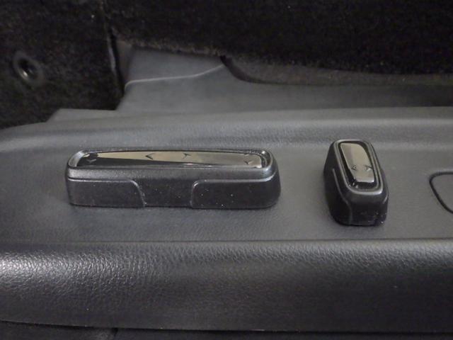 オデッセイハイブリッド e:HEVアブソルート・EXブラックエディション 禁煙 リア席モニター 前後ドラレコ 11.4インチコネクトナビ ApplePlay マルチビュー 渋滞追従 レザーシート パワーテールゲート パーキングセンサー 両電動ドア ブラインドスポット VSA(39枚目)