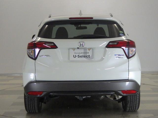 ヴェゼル ハイブリッドＸ・Ｌパッケージ　禁煙車　人気のホワイトパール　４ＷＤ　メーカーオプションナビ　フルセグ　Ｂｌｕｅｔｏｏｔｈ　ＤＶＤ　リアカメラ　あんしんパッケージ　サイド＆カーテンＳＲＳ　コンビシート　シートヒーター　ＥＴＣ　ＶＳＡ（10枚目）