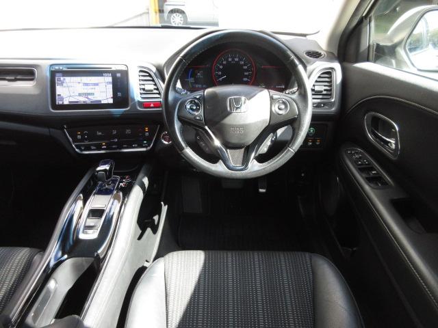 ヴェゼル ハイブリッドＸ・Ｌパッケージ　禁煙車　人気のホワイトパール　４ＷＤ　メーカーオプションナビ　フルセグ　Ｂｌｕｅｔｏｏｔｈ　ＤＶＤ　リアカメラ　あんしんパッケージ　サイド＆カーテンＳＲＳ　コンビシート　シートヒーター　ＥＴＣ　ＶＳＡ（36枚目）