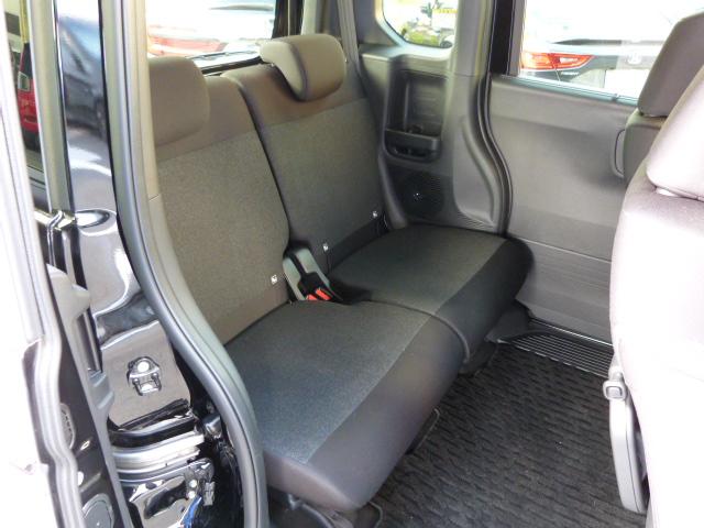 N-BOXカスタム ベースグレード 元試乗車 禁煙 コネクトナビ 前後ドラレコ パーキングセンサー 渋滞追従 サイドエアバッグ Bluetooth USB 両電動スライドドア アルミホイール シートヒーター ETC LEDライト Dレコ(14枚目)