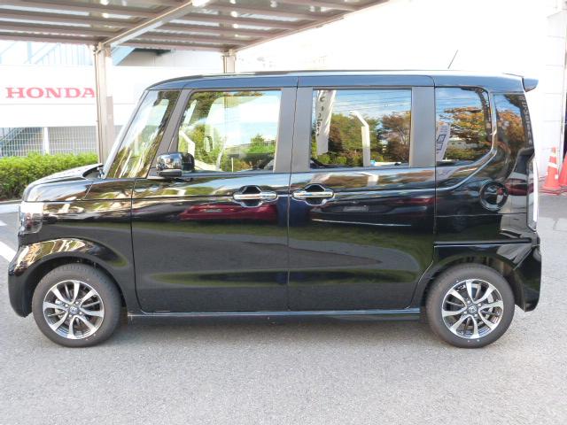 N-BOXカスタム ベースグレード 元試乗車 禁煙 コネクトナビ 前後ドラレコ パーキングセンサー 渋滞追従 サイドエアバッグ Bluetooth USB 両電動スライドドア アルミホイール シートヒーター ETC LEDライト Dレコ(27枚目)