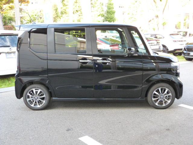 N-BOXカスタム ベースグレード 元試乗車 禁煙 コネクトナビ 前後ドラレコ パーキングセンサー 渋滞追従 サイドエアバッグ Bluetooth USB 両電動スライドドア アルミホイール シートヒーター ETC LEDライト Dレコ(31枚目)