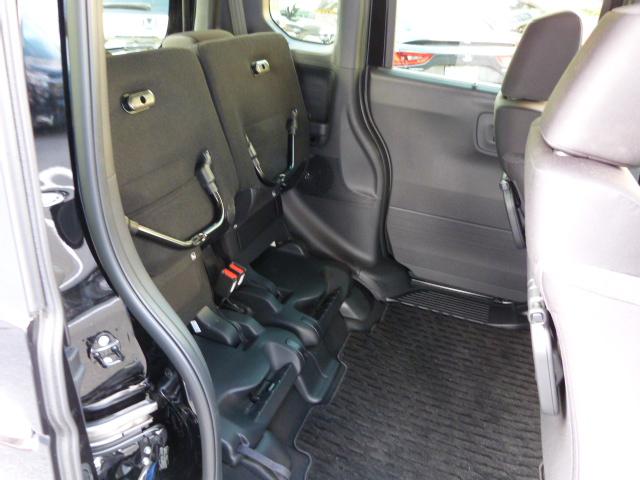 N-BOXカスタム ベースグレード 元試乗車 禁煙 コネクトナビ 前後ドラレコ パーキングセンサー 渋滞追従 サイドエアバッグ Bluetooth USB 両電動スライドドア アルミホイール シートヒーター ETC LEDライト Dレコ(32枚目)