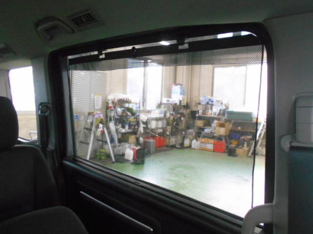 ステップワゴンスパーダ ｅ：ＨＥＶスパーダＧホンダセンシング　禁煙１オーナー　リア席モニター　大型９インチナビ　両電動スライドドア　前後ドラレコ　渋滞追従　ＡｐｐｌｅＣａｒＰｌａｙ　ドアバイザー　リア席サンシェード　シートバックテーブル　ＥＴＣ２．０　ＬＥＤ（17枚目）