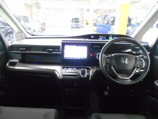 ステップワゴンスパーダ ｅ：ＨＥＶスパーダＧホンダセンシング　禁煙１オーナー　リア席モニター　大型９インチナビ　両電動スライドドア　前後ドラレコ　渋滞追従　ＡｐｐｌｅＣａｒＰｌａｙ　ドアバイザー　リア席サンシェード　シートバックテーブル　ＥＴＣ２．０　ＬＥＤ（22枚目）