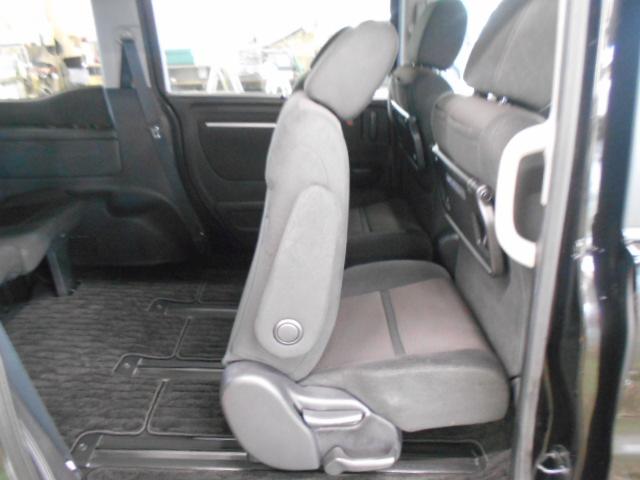 ステップワゴンスパーダ ｅ：ＨＥＶスパーダＧホンダセンシング　禁煙１オーナー　リア席モニター　大型９インチナビ　両電動スライドドア　前後ドラレコ　渋滞追従　ＡｐｐｌｅＣａｒＰｌａｙ　ドアバイザー　リア席サンシェード　シートバックテーブル　ＥＴＣ２．０　ＬＥＤ（37枚目）