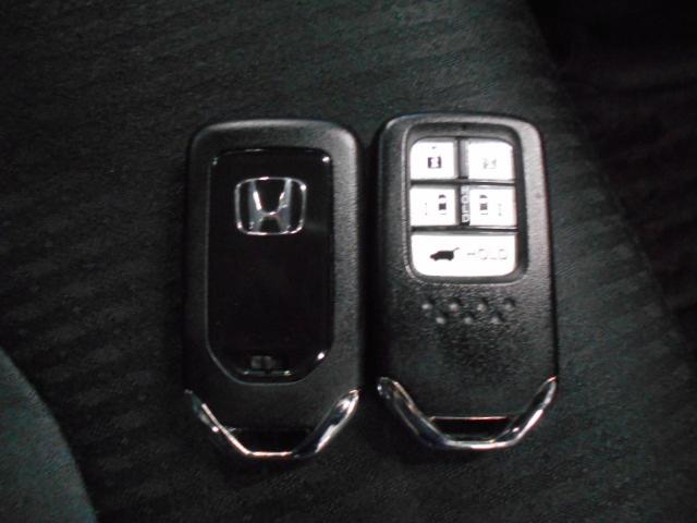 オデッセイハイブリッド e:HEVアブソルート・EX 禁煙車 大型10インチナビ 前後ドラレコ マルチビューカメラ パーキングアシスト ハンズフリーテールゲート ジェスチャー両電動スライドドア AC電源 ブラインドスポット AppleCarPlay PS(32枚目)