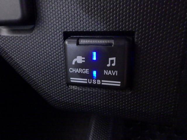 【運転席＆助手席シートヒーター装備】