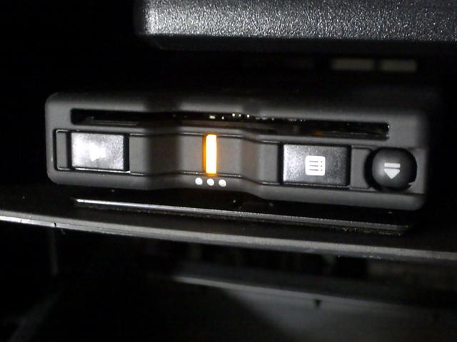 【内外装クリーニング実施】専門スタッフが真心込めて内外装の隅々まで徹底的にクリーニングを実施【オプション】でリフレッシュパッケージご用意しました。ぜひご利用下さい。スタッフがご説明致します。