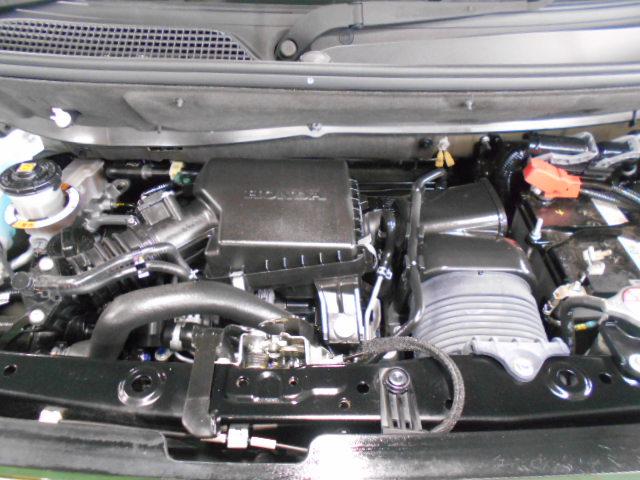 N-BOXカスタム Lターボ 禁煙車 純正ナビ リアカメラdeあんしん+3 両電動スライドドア パドルシフト USB ドアバイザー アルミホイール 後席サンシェード シートバックテーブル フォグライト 渋滞追従 パーキングセンサー(29枚目)