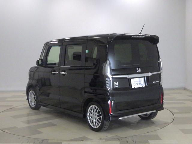 N-BOXカスタム Lターボ 禁煙車 純正ナビ リアカメラdeあんしん+3 両電動スライドドア パドルシフト USB ドアバイザー アルミホイール 後席サンシェード シートバックテーブル フォグライト 渋滞追従 パーキングセンサー(47枚目)