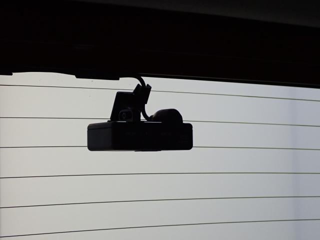 フリードハイブリッド ハイブリッド・Gホンダセンシング 禁煙 Cパッケージ 純正ナビ AppleCarPlay 両電動スライドドア USBチャージャー×2 リア席サンシェード LEDライト ETC リアカメラ ドアバイザー コンフォートビューパッケージ(19枚目)