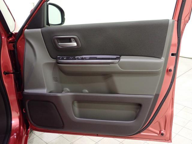 フリードハイブリッド ハイブリッド・Gホンダセンシング 禁煙 Cパッケージ 純正ナビ AppleCarPlay 両電動スライドドア USBチャージャー×2 リア席サンシェード LEDライト ETC リアカメラ ドアバイザー コンフォートビューパッケージ(49枚目)