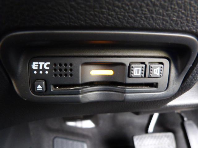 ヴェゼル ハイブリッドRS・ホンダセンシング 禁煙1オーナー 8インチナビ 後ドラレコ Bluetooth リアカメラ シートヒーター サイドエアバッグ コンビシート コンフォートビューパッケージ パドルシフト オートリトラミラー ETC USB(19枚目)